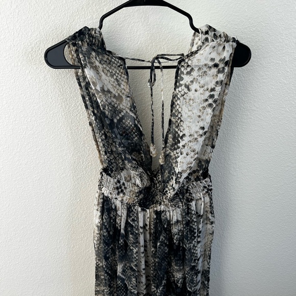 America & Beyond Snakeskin Beach Sheer Coverup Maxi Dress size small - Picture 6 of 10